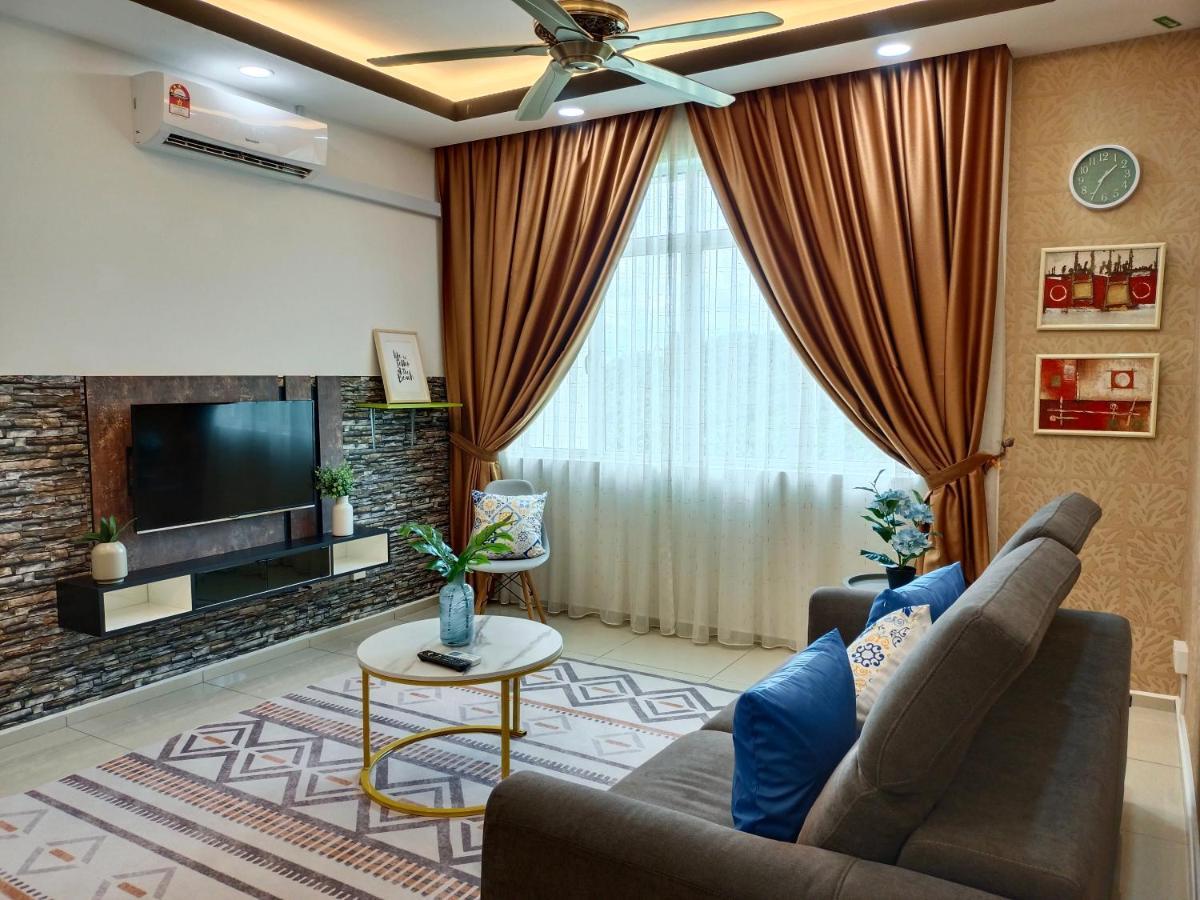 Klia Ehsan Residence Sepang Nilai Greenery 8 Pax Air-Con المظهر الخارجي الصورة