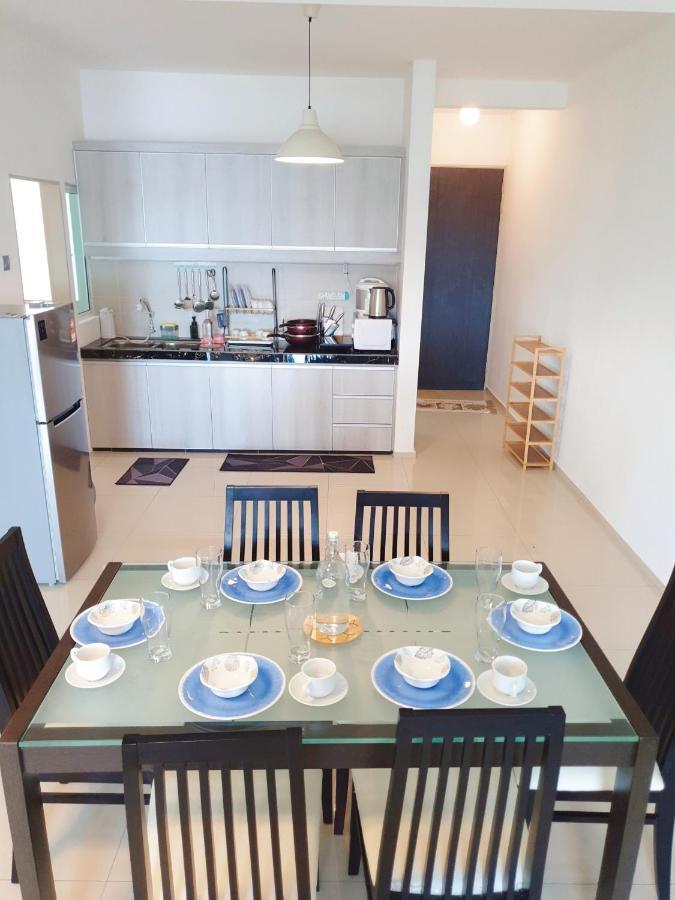 Klia Ehsan Residence Sepang Nilai Greenery 8 Pax Air-Con المظهر الخارجي الصورة