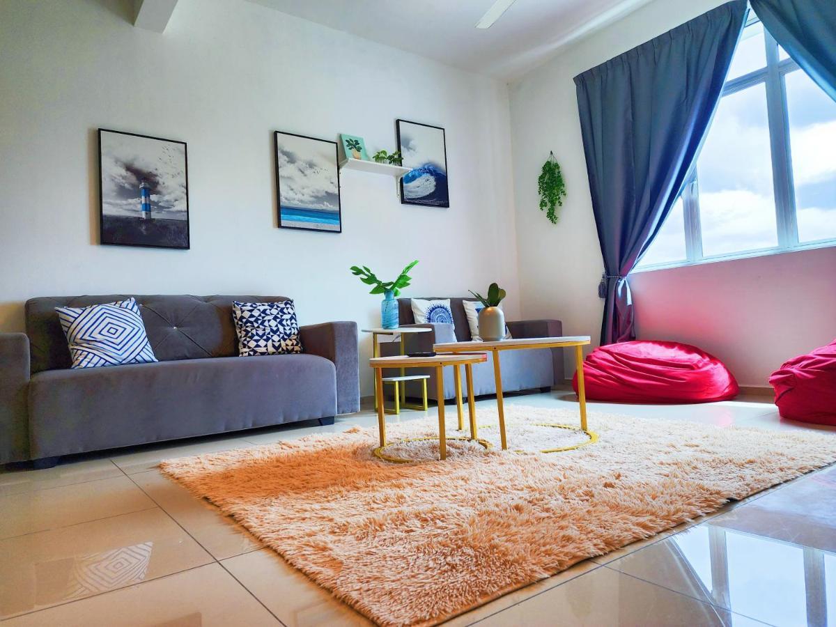 Klia Ehsan Residence Sepang Nilai Greenery 8 Pax Air-Con المظهر الخارجي الصورة